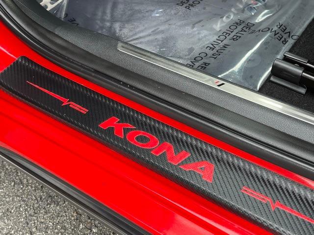 2023 Hyundai Kona Base