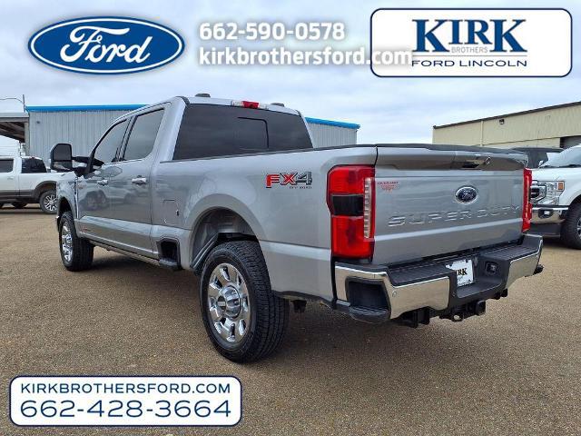 2024 Ford F-250 LARIAT