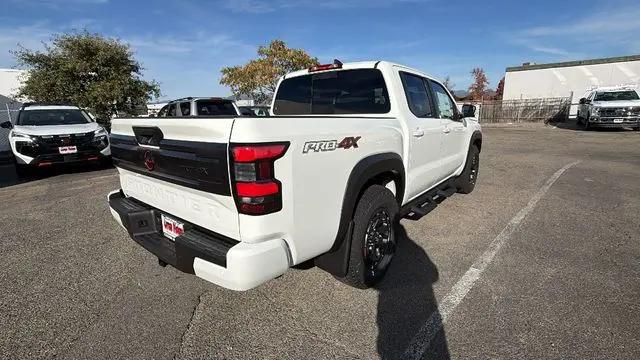 2026 Nissan Frontier Crew Cab PRO-4X 4x4