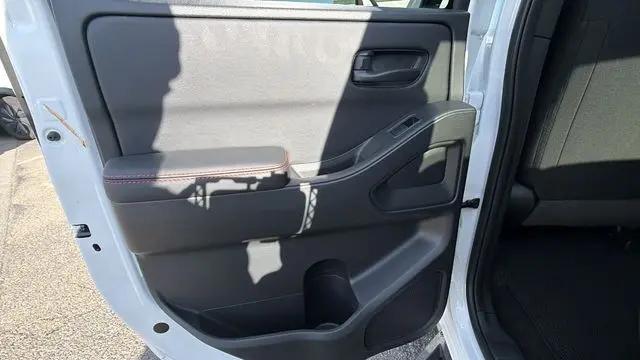 2026 Nissan Frontier Crew Cab PRO-4X 4x4