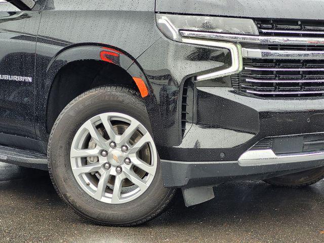 2024 Chevrolet Suburban 4WD LT