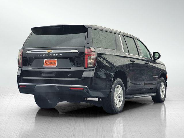 2024 Chevrolet Suburban 4WD LT