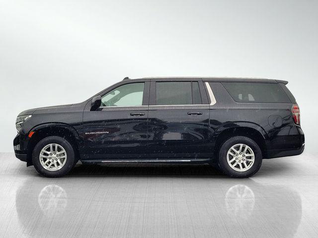 2024 Chevrolet Suburban 4WD LT