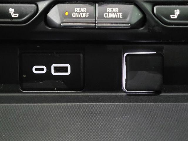 2024 Chevrolet Suburban 4WD LT