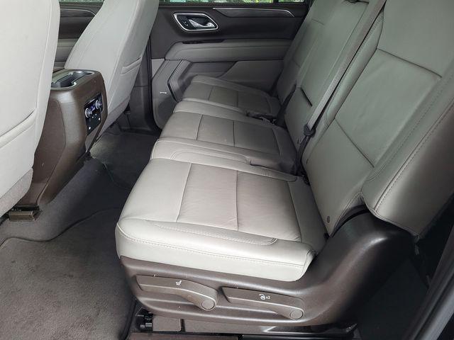 2024 Chevrolet Suburban 4WD LT