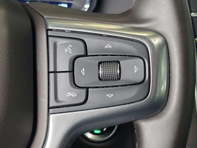 2024 Chevrolet Suburban 4WD LT