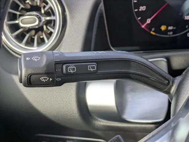 2026 Mercedes-Benz GLB 4MATIC