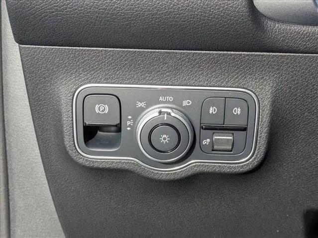 2026 Mercedes-Benz GLB 4MATIC