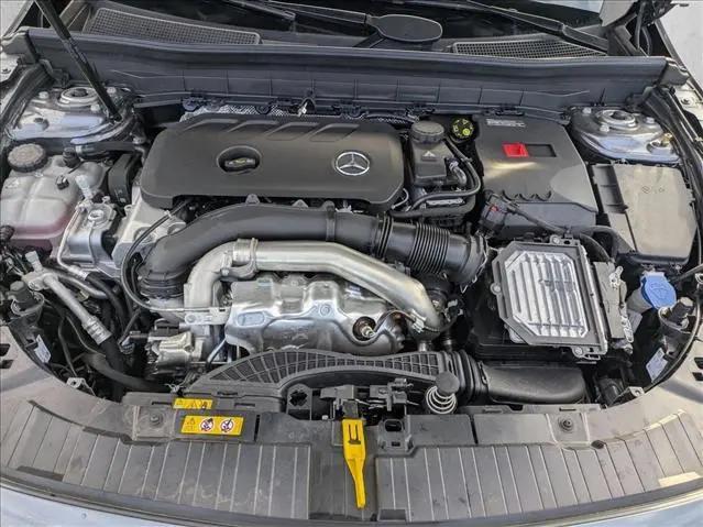 2026 Mercedes-Benz GLB 4MATIC