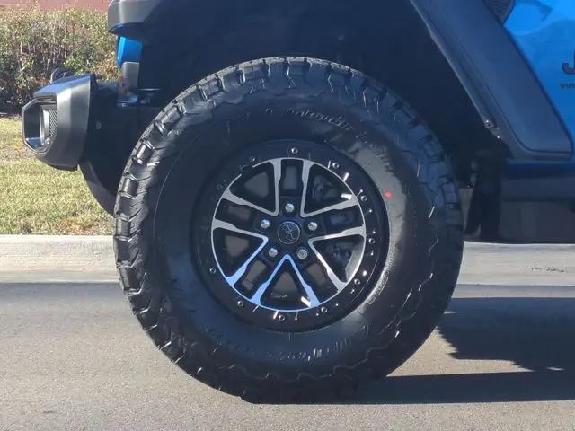 2026 Jeep Wrangler 4-Door Willys 4x4