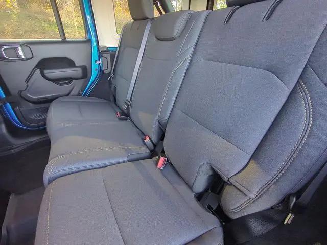 2026 Jeep Wrangler 4-Door Willys 4x4