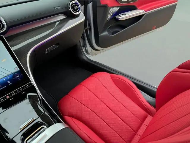 2026 Mercedes-Benz E-CLASS E 300 CLE 300