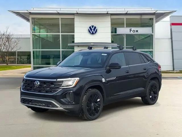 2026 Volkswagen Atlas Cross Sport SE with Technology