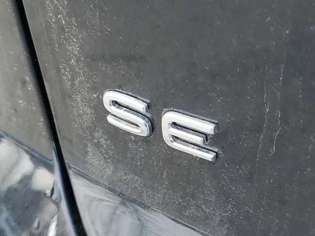 2026 Volkswagen Atlas Cross Sport SE with Technology