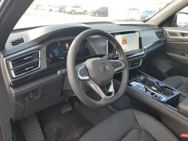 2026 Volkswagen Atlas Cross Sport SE with Technology