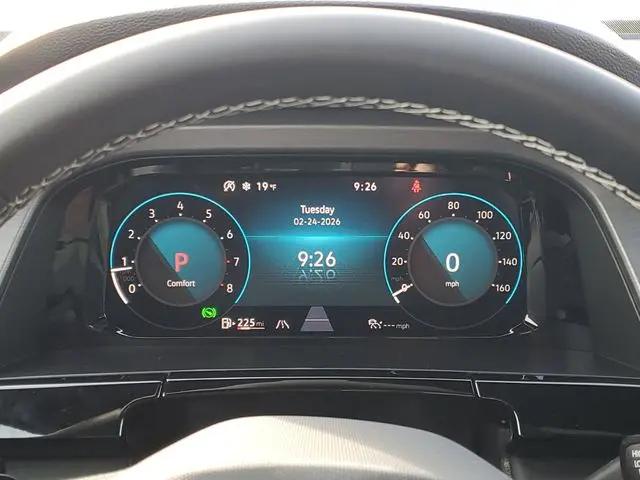 2026 Volkswagen Atlas Cross Sport SE with Technology