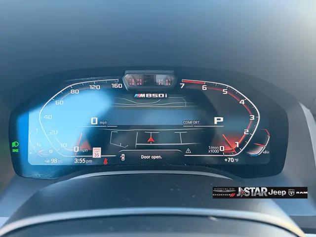 2022 BMW M8 xDrive