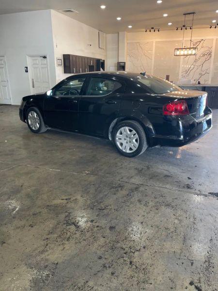 2012 Dodge Avenger SE