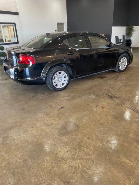 2012 Dodge Avenger SE