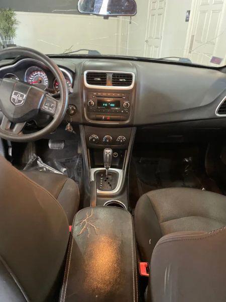 2012 Dodge Avenger SE
