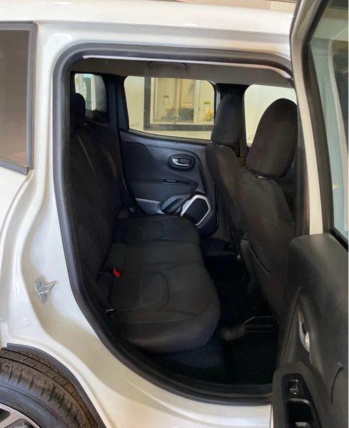 2018 Jeep Renegade Latitude FWD