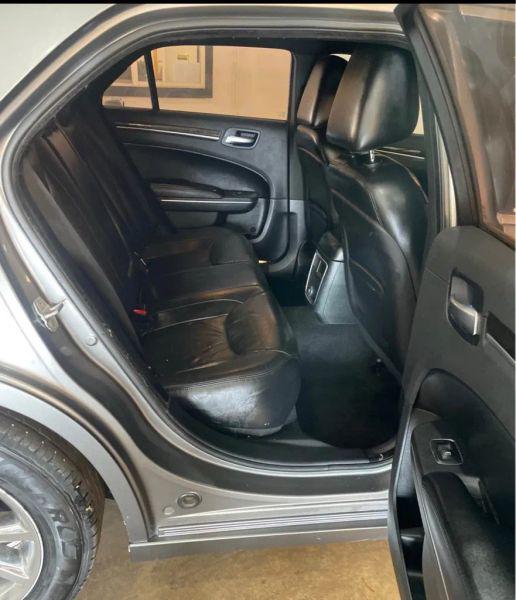 2011 Chrysler 300 Limited