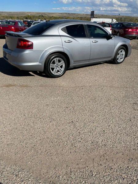2013 Dodge Avenger SE V6