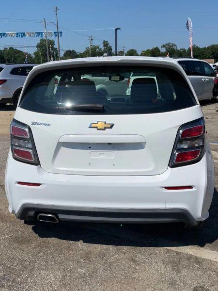 2017 Chevrolet Sonic LT Auto