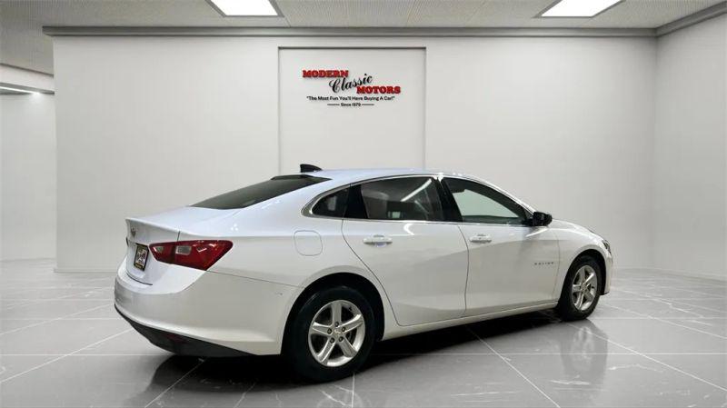 2023 Chevrolet Malibu FWD LS