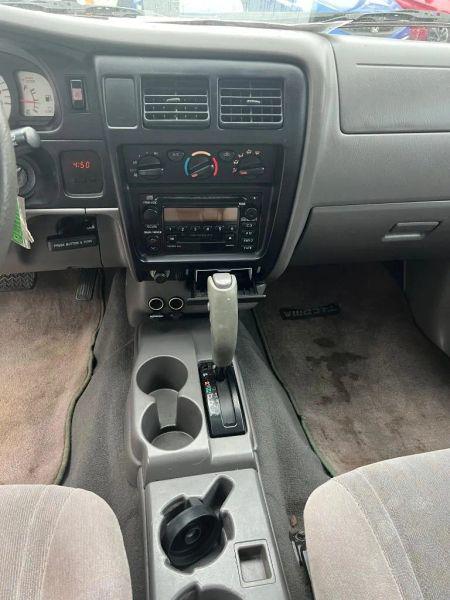 2001 Toyota Tacoma PreRunner V6