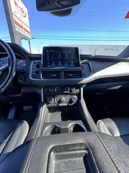 2023 Chevrolet Suburban 2WD Premier