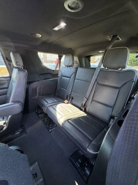 2023 Chevrolet Suburban 2WD Premier