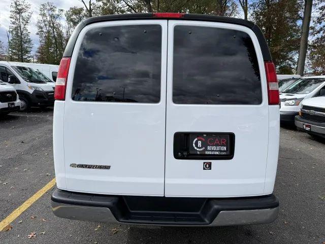 2017 Chevrolet Express LT