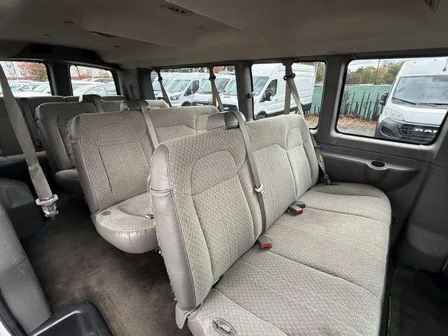 2017 Chevrolet Express LT