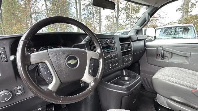 2017 Chevrolet Express LT