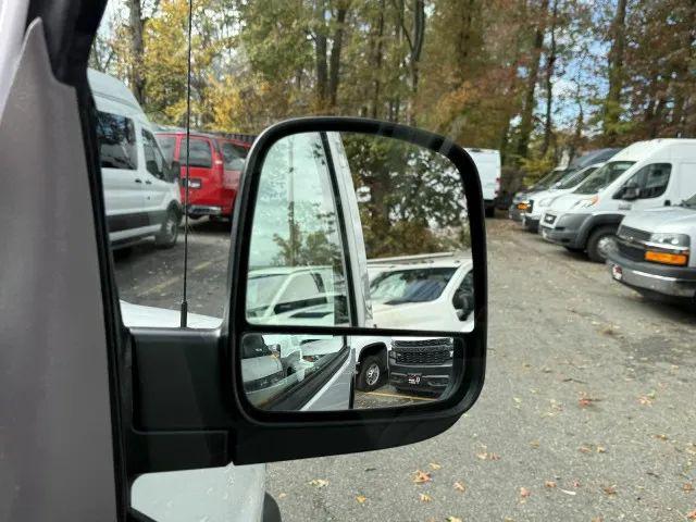 2017 Chevrolet Express LT