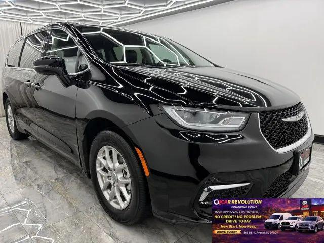 2024 Chrysler Pacifica Touring L for sale in Avenel, NJ
