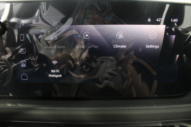 2026 Buick NV Preferred FWD