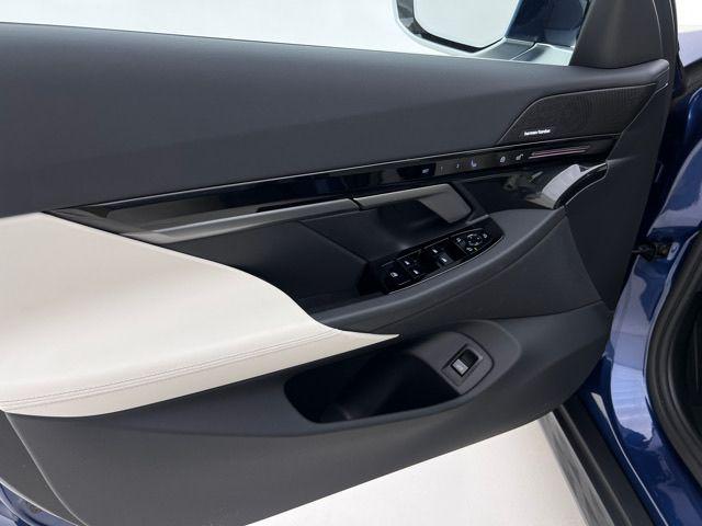 2026 BMW 5 Series 530i xDrive