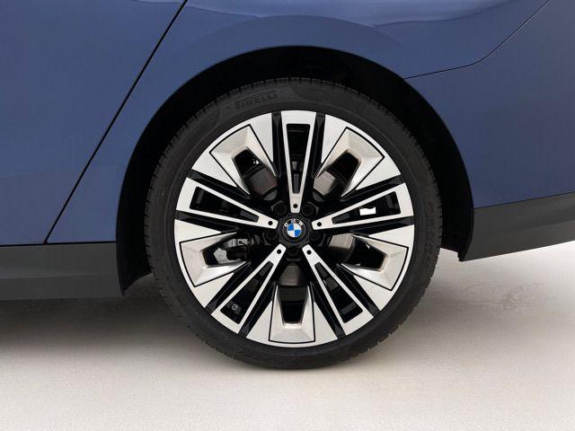 2026 BMW 5 Series 530i xDrive