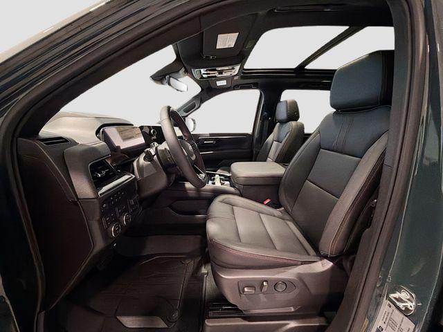 2026 Chevrolet Suburban RST, 4WD