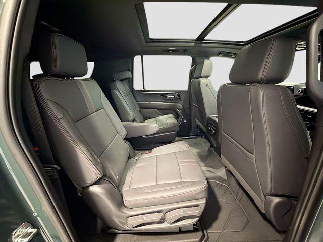 2026 Chevrolet Suburban RST, 4WD