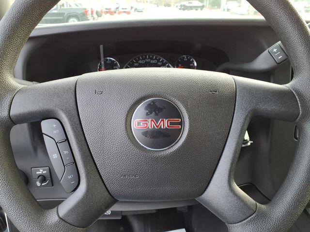 2025 GMC Savana Cutaway Work Van
