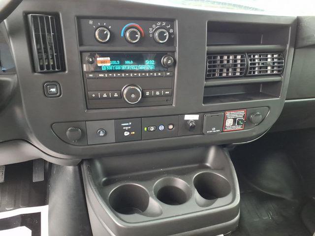 2025 GMC Savana Cutaway Work Van
