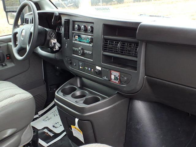 2025 GMC Savana Cutaway Work Van