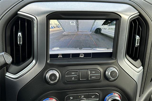 2021 GMC Sierra 1500 2WD Crew Cab Short Box Elevation 2021 GMC Sierra 1500 2WD Crew Cab Short Box Elevation