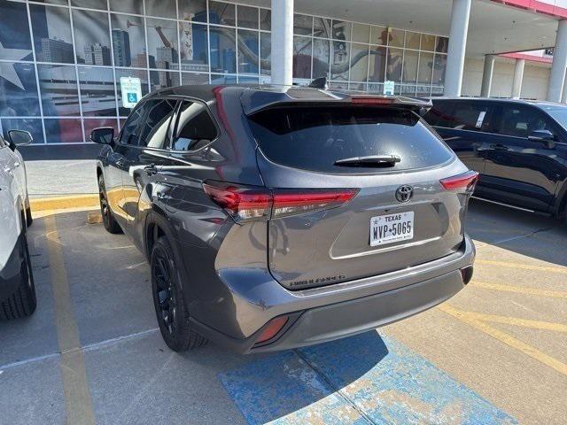2022 Toyota Highlander L