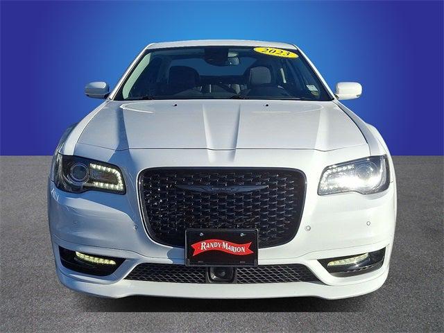2023 Chrysler 300 Touring-L AWD