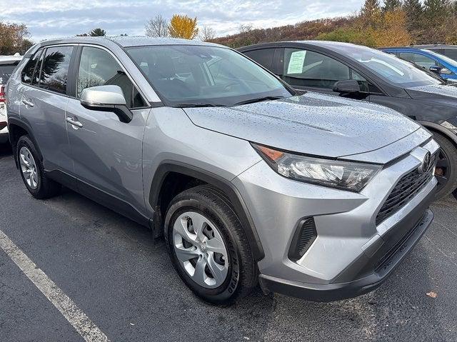 2022 Toyota RAV4 LE 2022 Toyota RAV4 LE