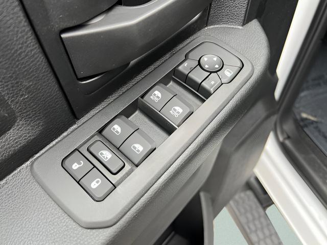 2026 Ram 2500 Tradesman Crew Cab 4x4 8' Box